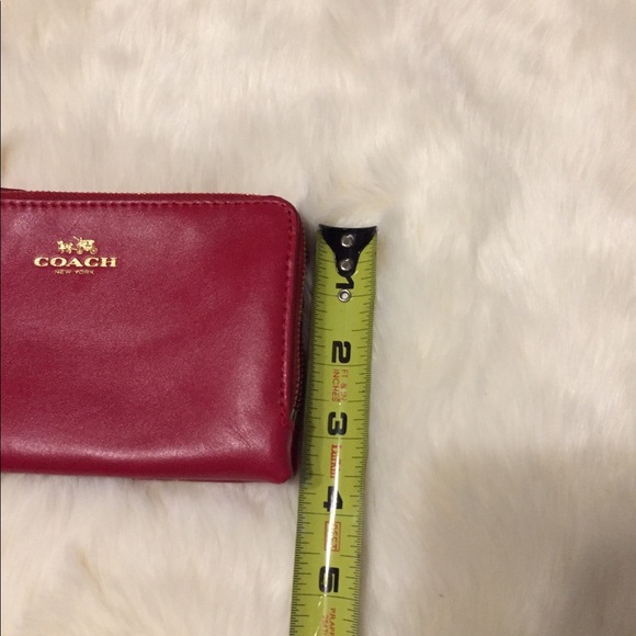 New COACH Red Leather Wristlet BAG - Picture 4 of 7